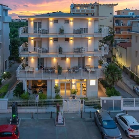 Hotel Riva E Mare Ріміні Екстер'єр фото