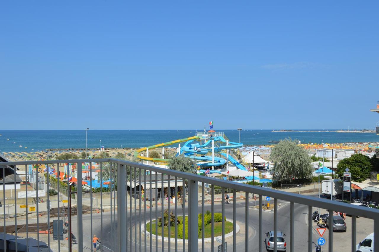 Hotel Riva E Mare Ріміні Екстер'єр фото